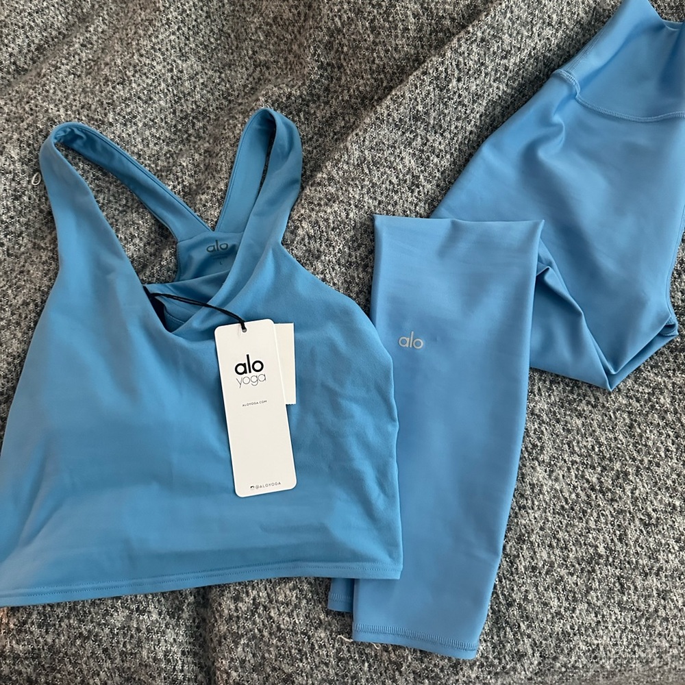 Like new Alo Sky blue set